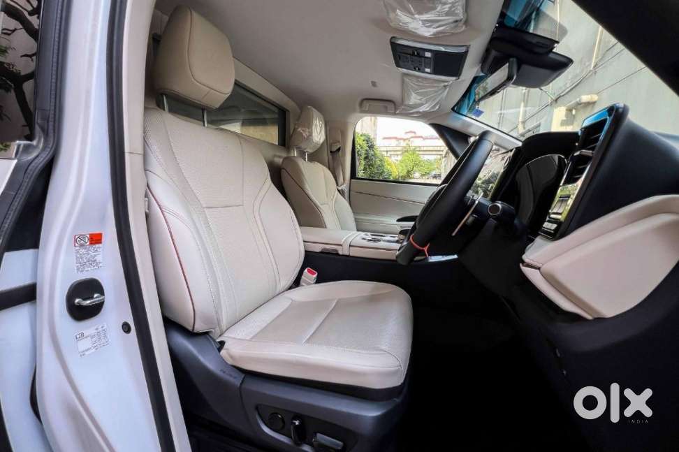 Lexus Lm 350h 4 Str Ultra Luxury, 2025, Petrol