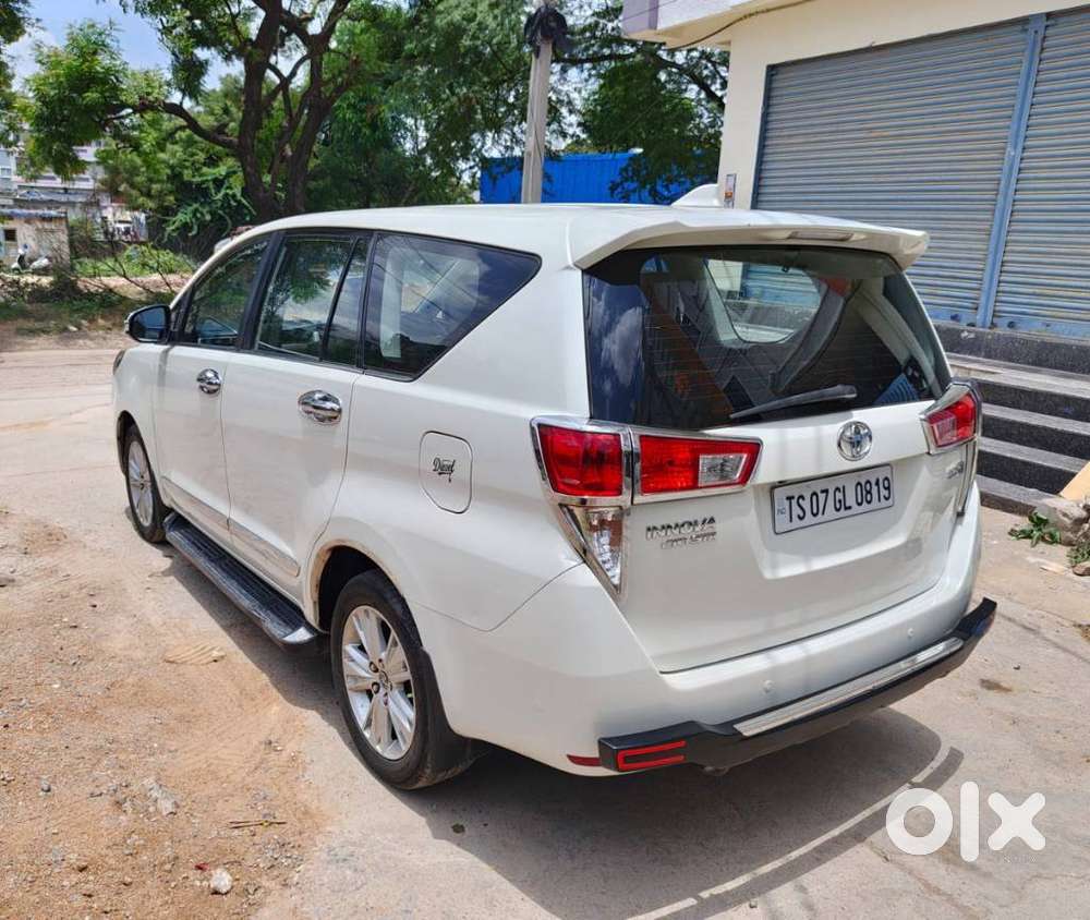 Toyota Innova Crysta 2.8z Automatic, 2018, Diesel