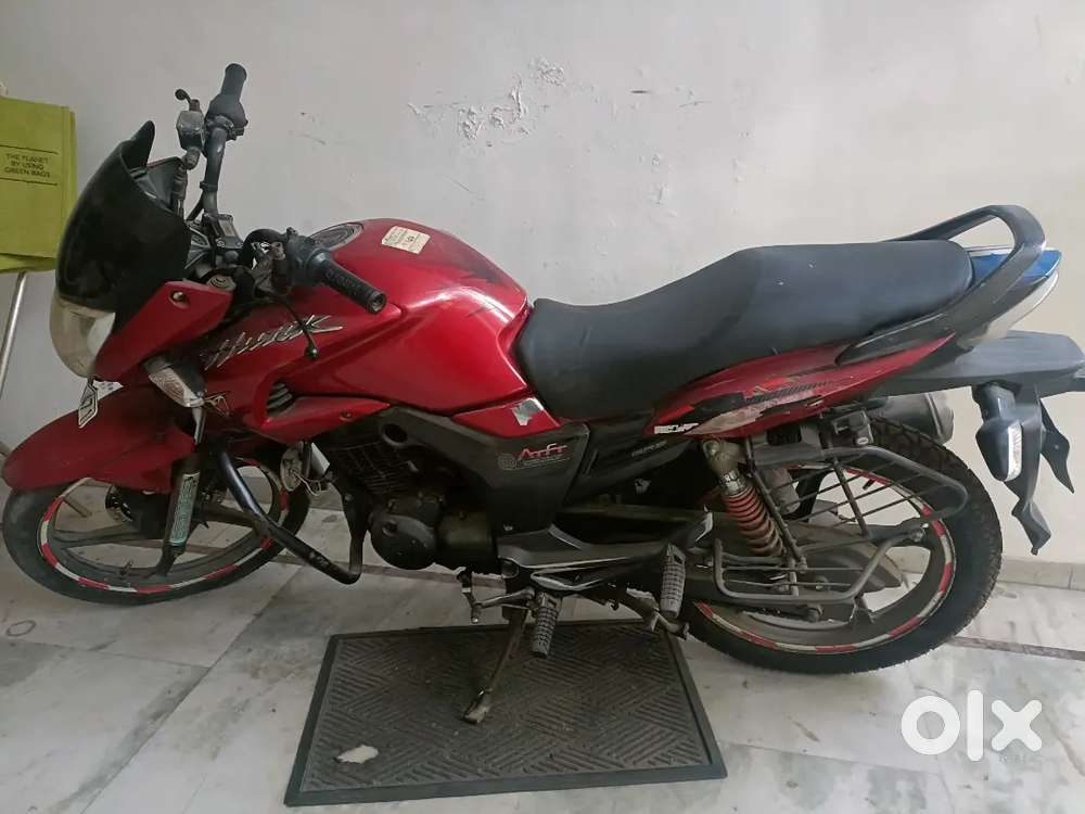 Hero Hunk red colour good condition bike Motorcycles 1824804684