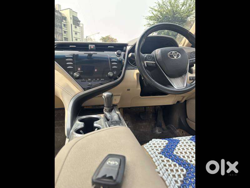 Toyota Camry, 2020, Petrol