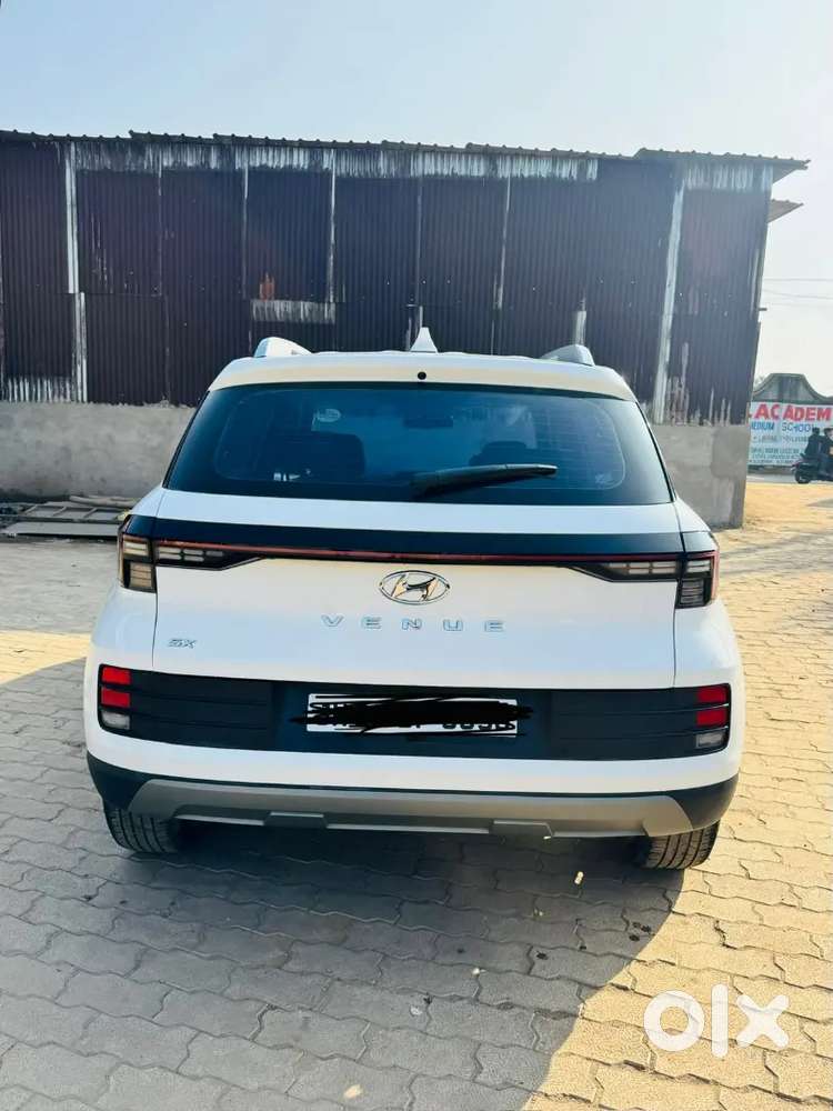 Hyundai Venue Diesel Manual 2022