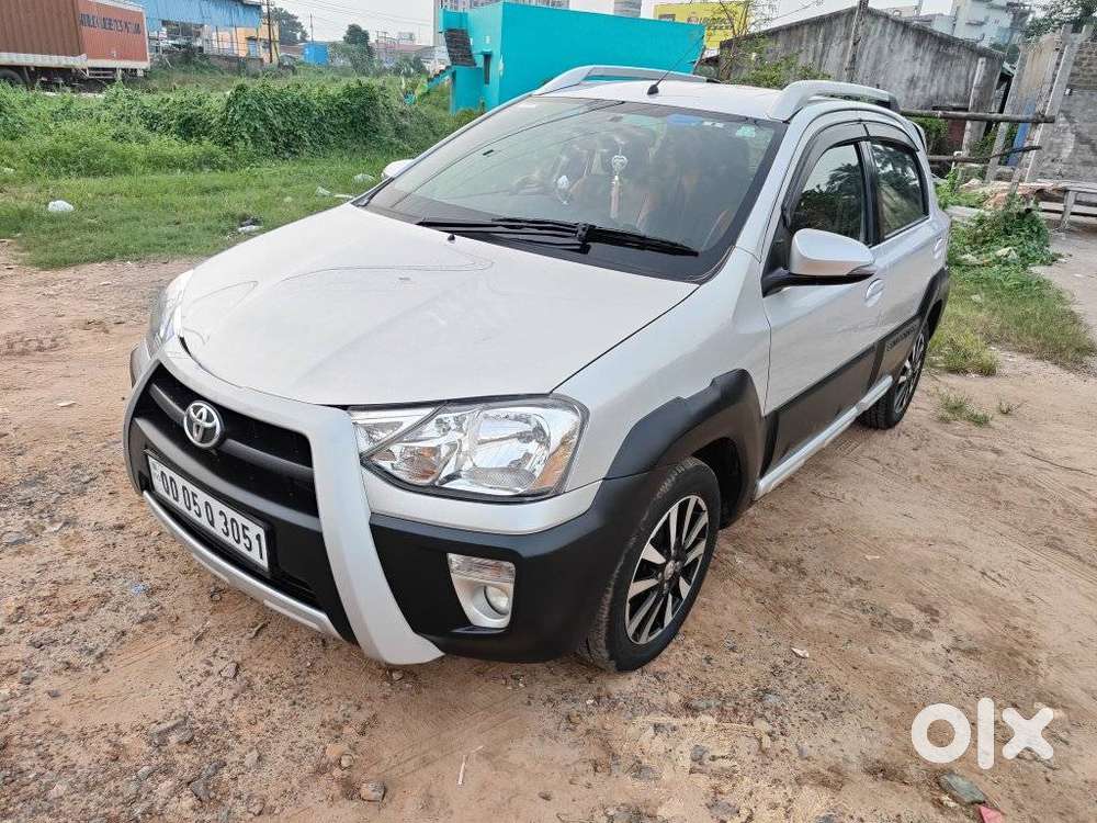 Toyota Etios Cross 1.2l G, 2015, Petrol