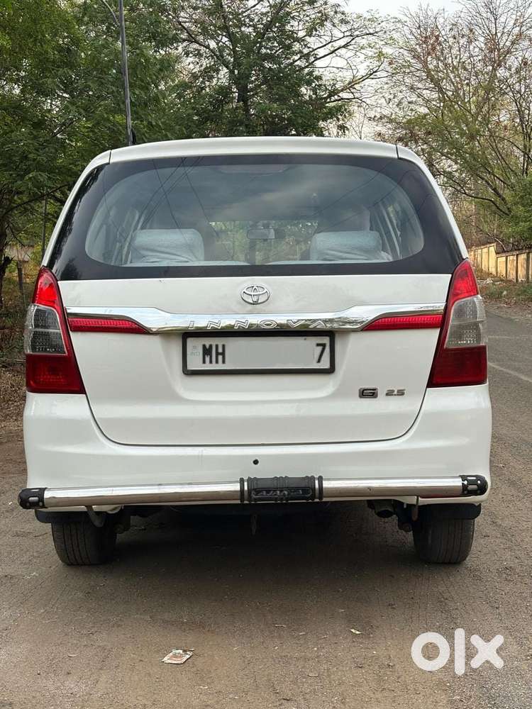 Toyota Innova 2.5 G (diesel) 7 Seater Bs Iv, 2015, Diesel