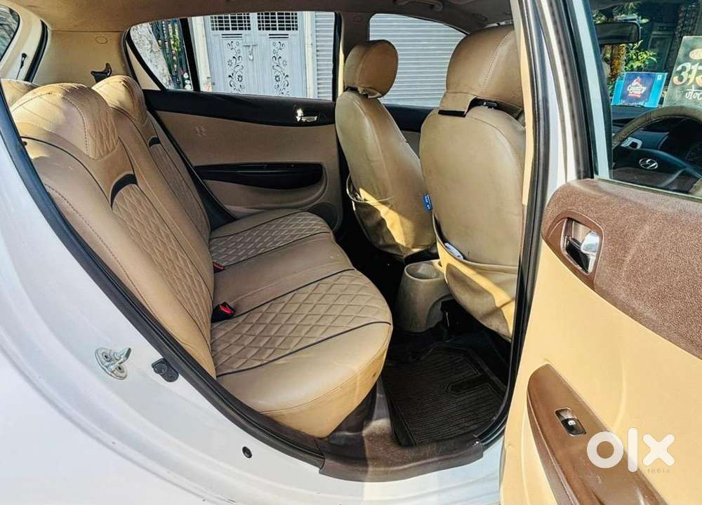Hyundai I20 2011 Petrol Well Maintained