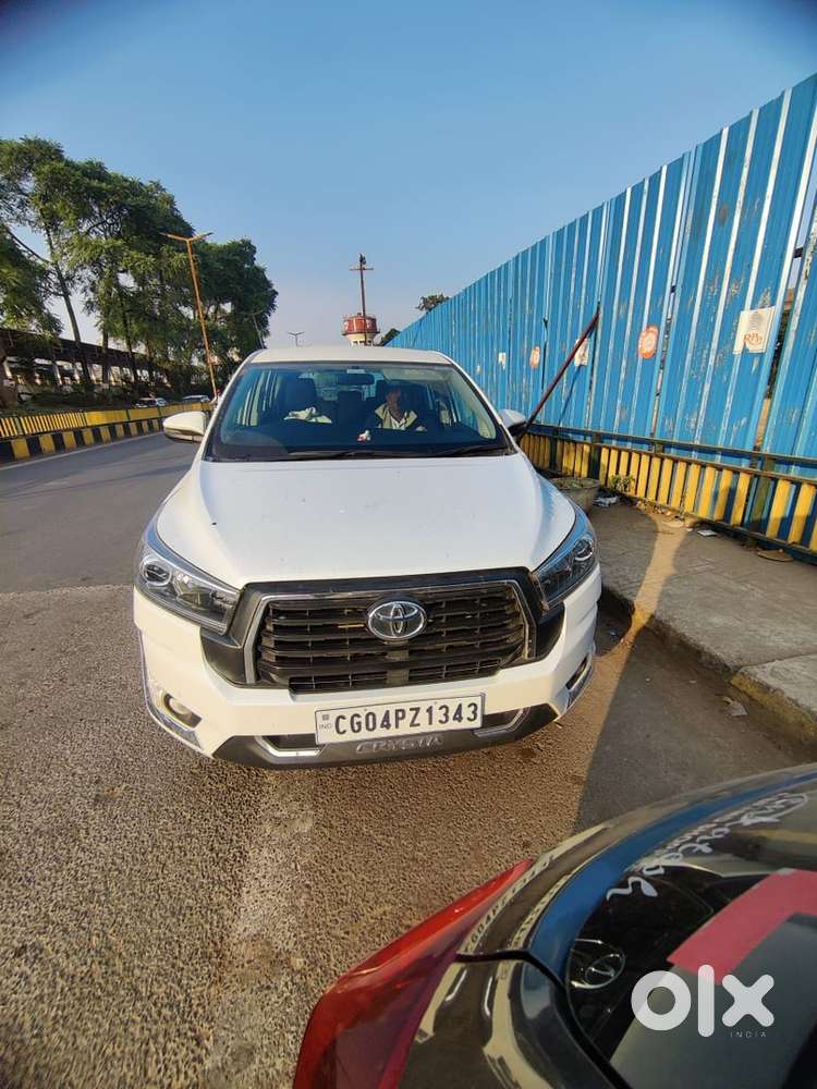 Toyota Innova Crysta 2024