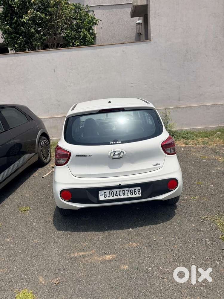 Hyundai Grand I10 2017 Petrol Well Maintained