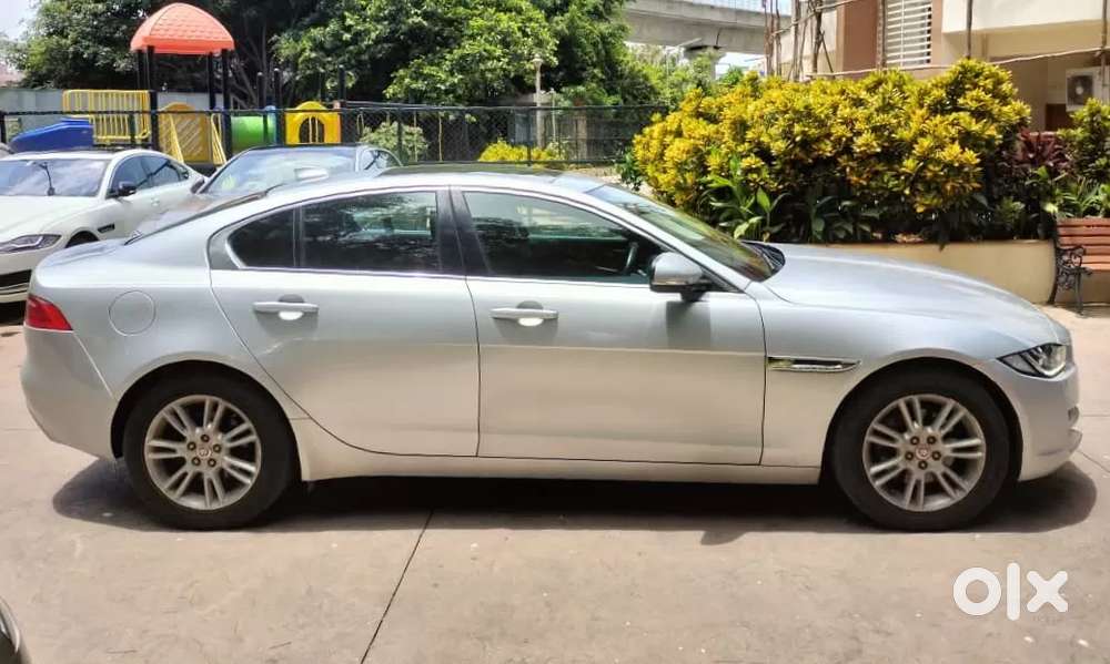 Jaguar Xe Prestige, 2017, Petrol