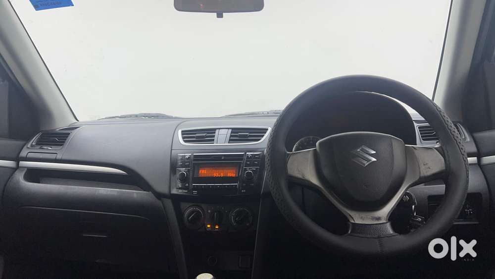 Maruti Suzuki Swift Vvt Vxi, 2016, Petrol