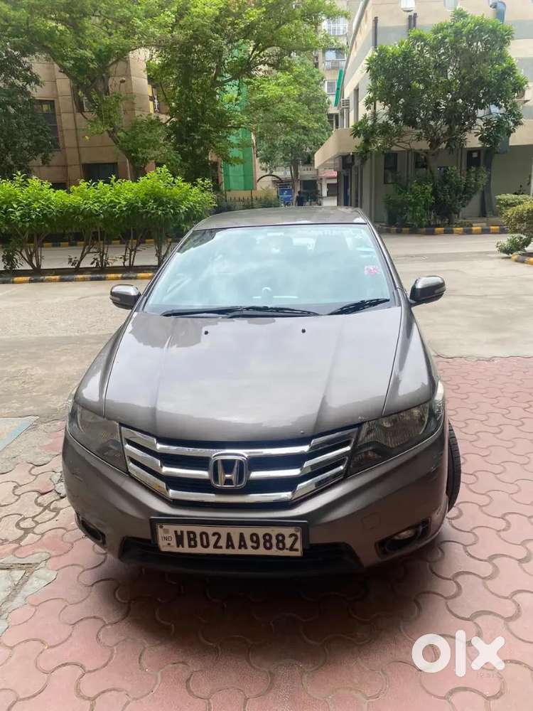 Honda City 2012 Model Petrol West Bengal Regd, Brokers Don't Call Me.