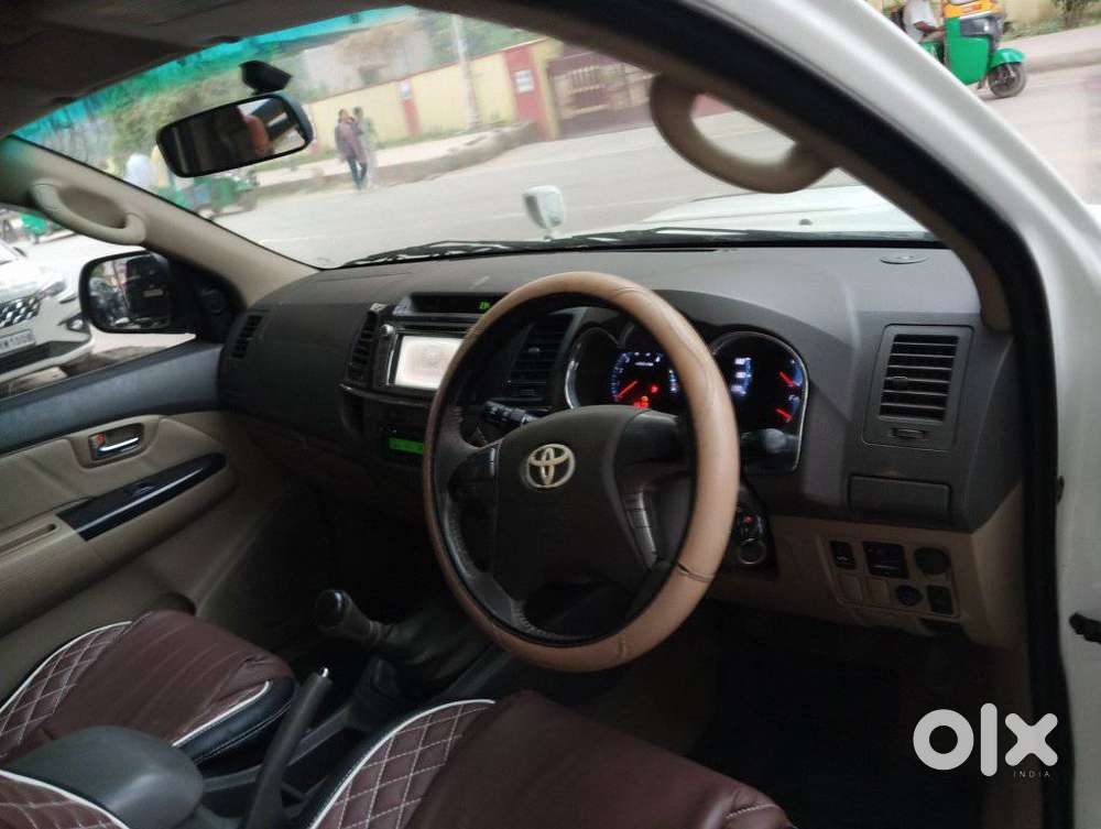 Toyota Fortuner 3.0 4x4 Manual, 2012, Diesel