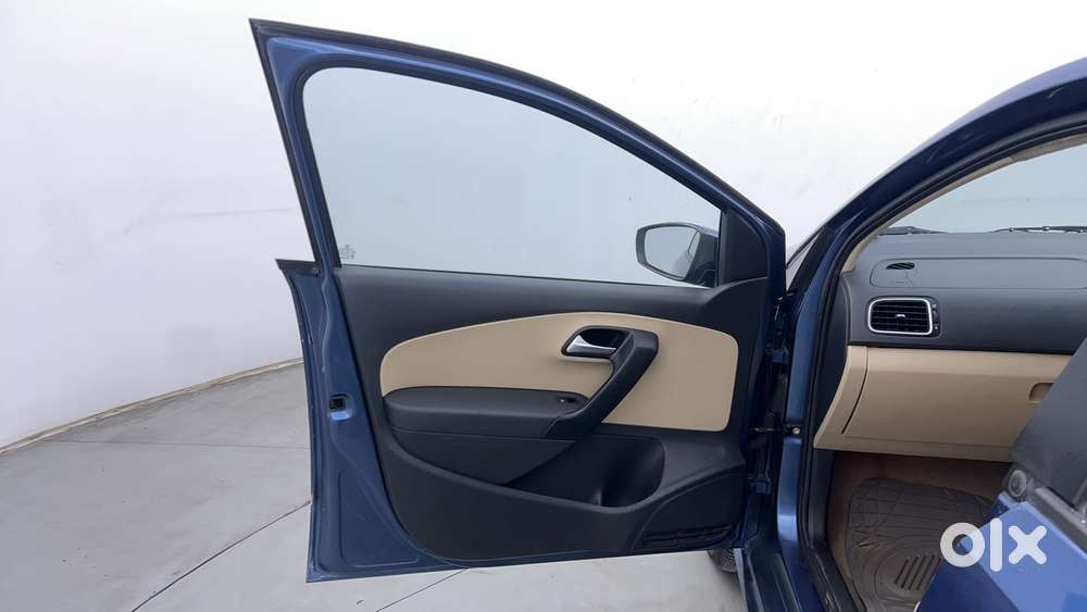 Volkswagen Ameo 1.2 Mpi Highline 16 Alloy, 2016, Petrol