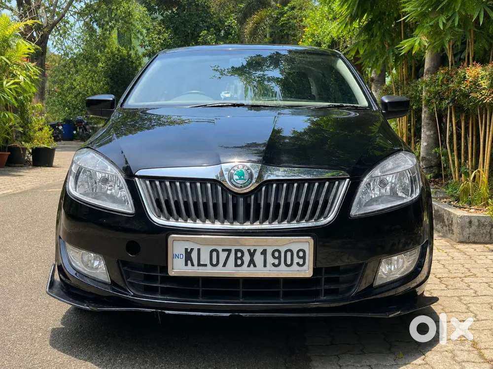 Skoda Rapid Elegance 2012 Diesel Manual