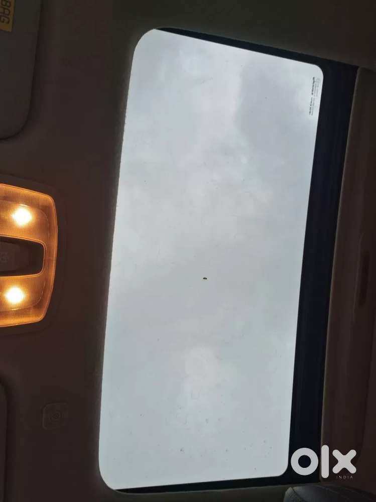 Mahindra Xuv300 1.2 W6 Amt Petrol, 2022, Petrol