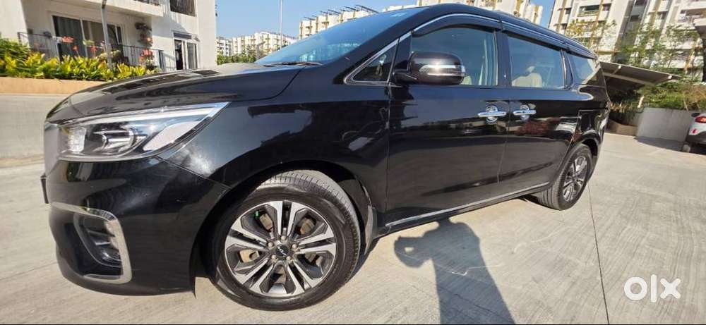 Kia Carnival (2023) Limousine Plus 7