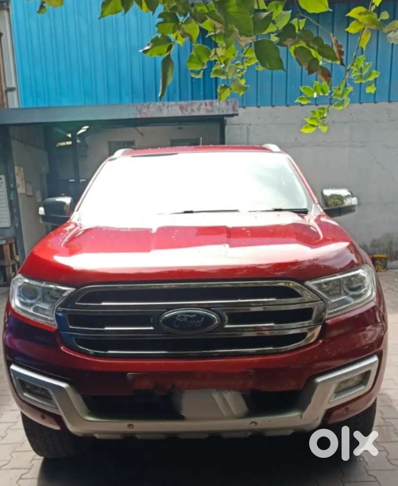 Ford Endeavour 2017 Diesel 100887 Km Driven