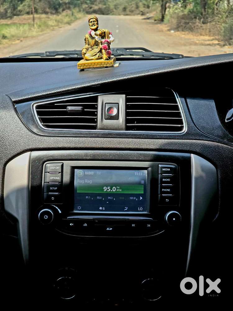 Tata Bolt Revotron Xt, 2015, Petrol