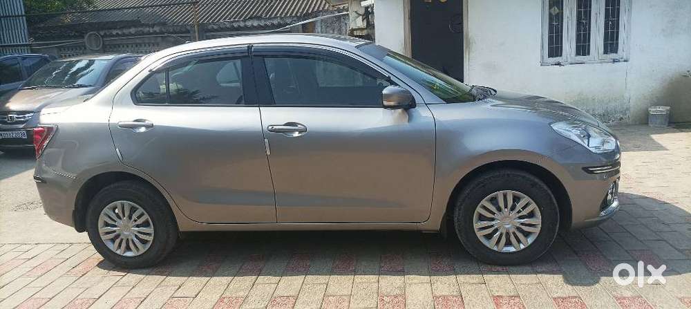 Maruti Suzuki Dzire 1.2 Vxi, 2023, Petrol
