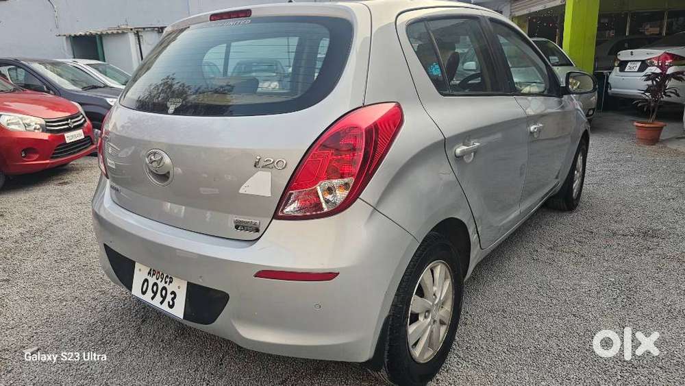 Hyundai I20 Sportz 1.4 Crdi 6 Speed Bs-iv, 2013, Diesel