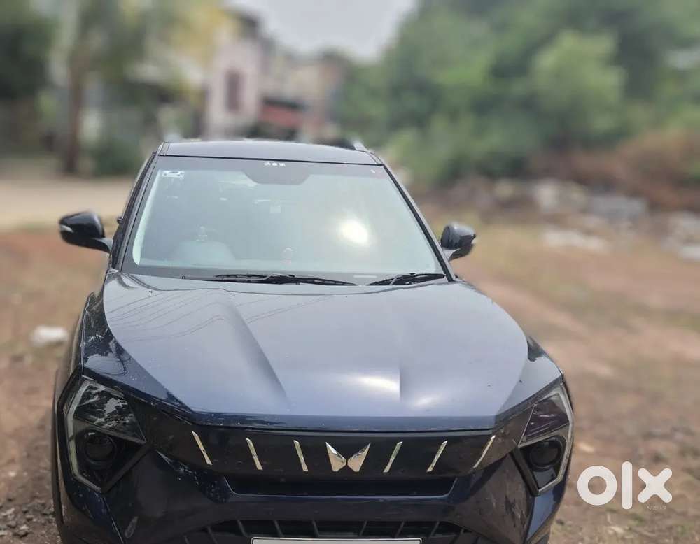 Mahindra Xuv 3xo 2025 Petrol Well Maintained Sunroofallautocontrols