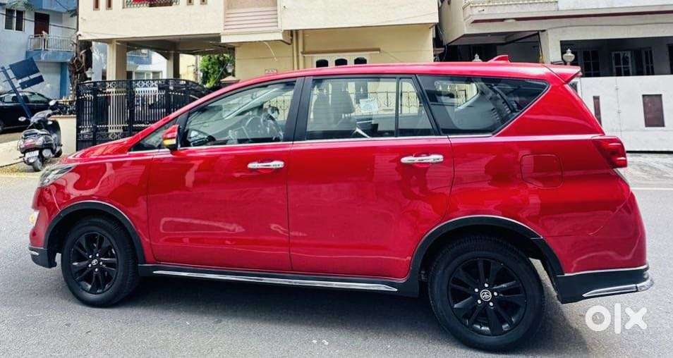 Toyota Innova Crysta Touring Sport 2.4 Mt, 2017, Diesel