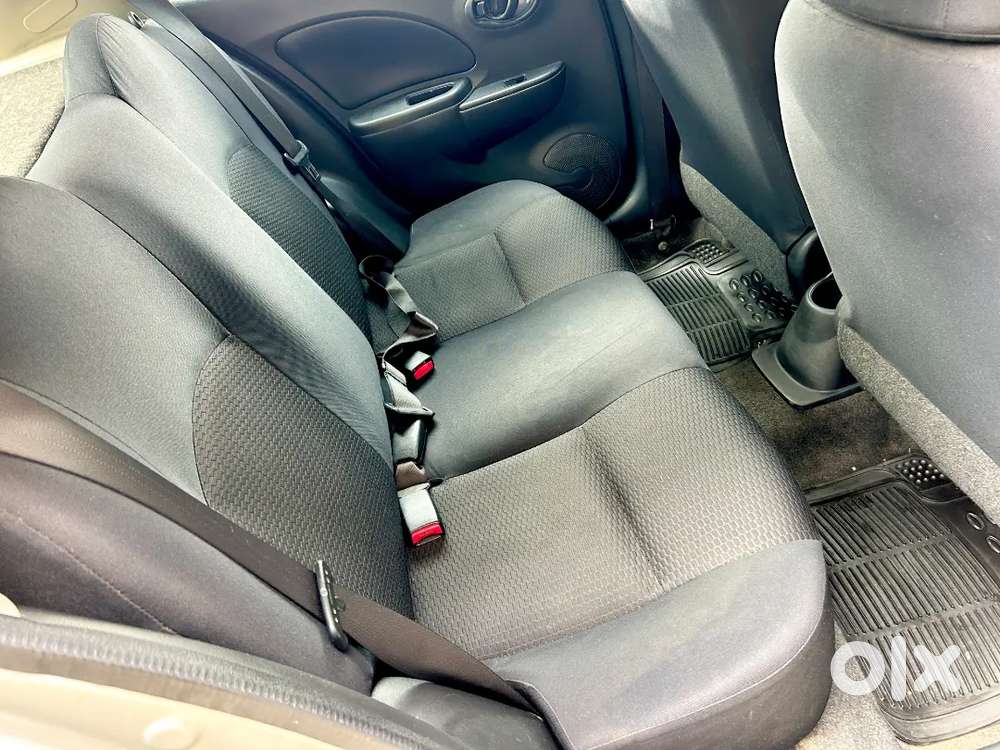 Nissan Micra Active 2011 Variant