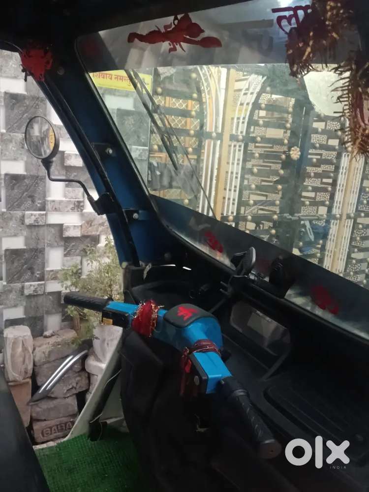 Mahindra Treo Electric Auto