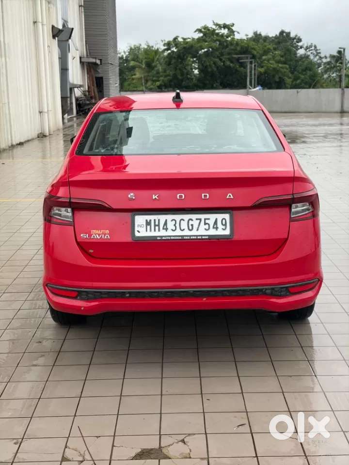 Skoda Slavia Ambition 1.0l Tsi At, 2024, Petrol