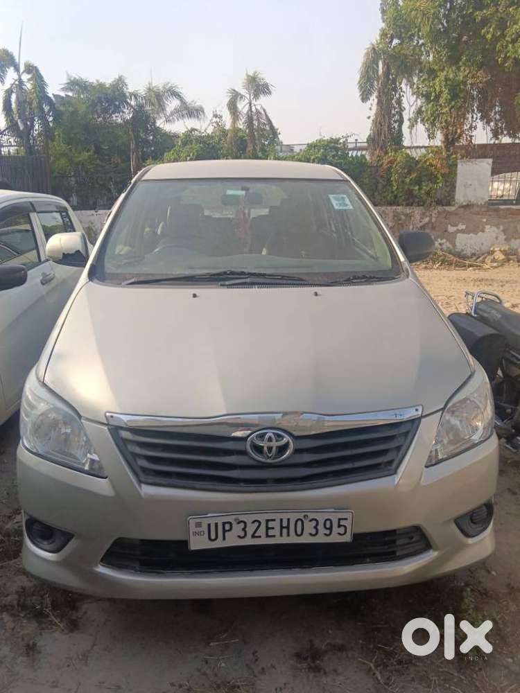 Toyota Innova 2.5 E Diesel Ms 8-seater, 2012, Diesel
