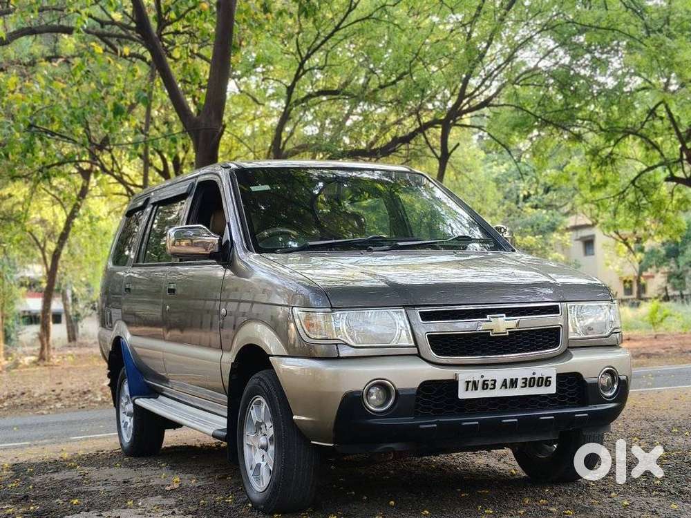 Chevrolet Tavera 2012-2017 Neo 3 Lt 9 Seats Bsiii, 2016, Diesel