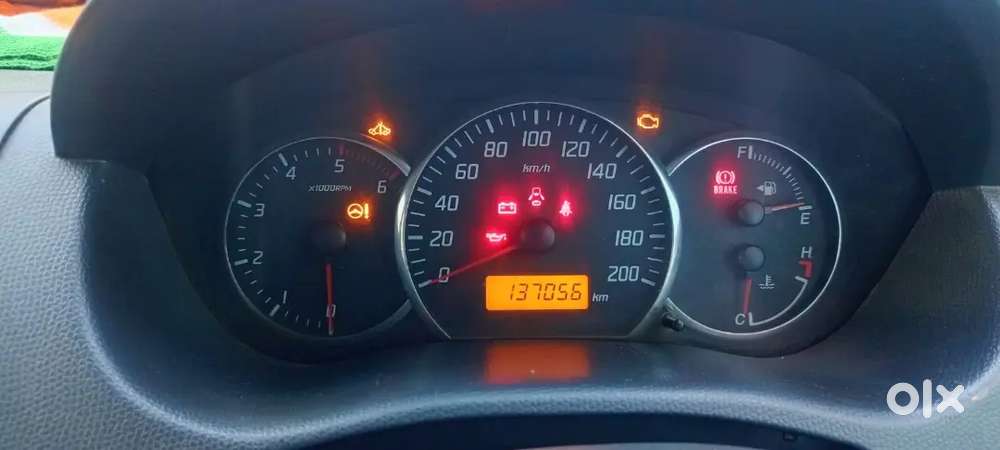 Maruti Suzuki Swift 2009 Diesel 137056 Km Driven