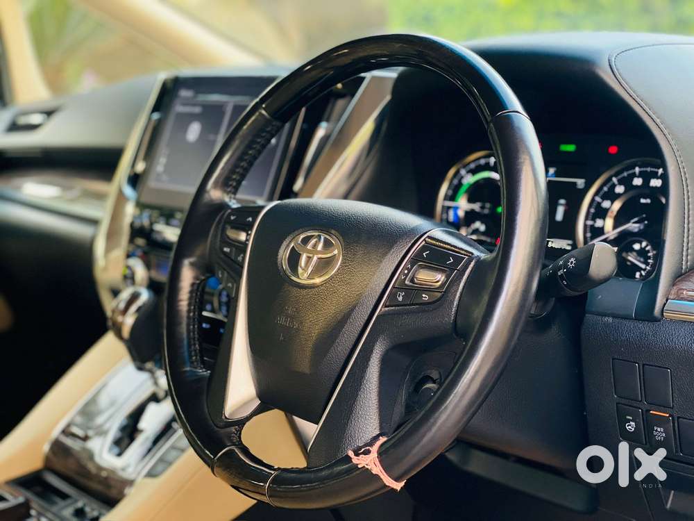 Toyota Vellfire Vip – Executive Lounge, 2021, Petrol