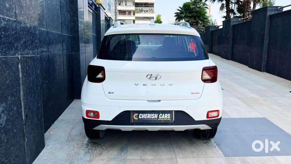 Hyundai Venue 1.0 Sx Turbo Imt, 2021, Petrol