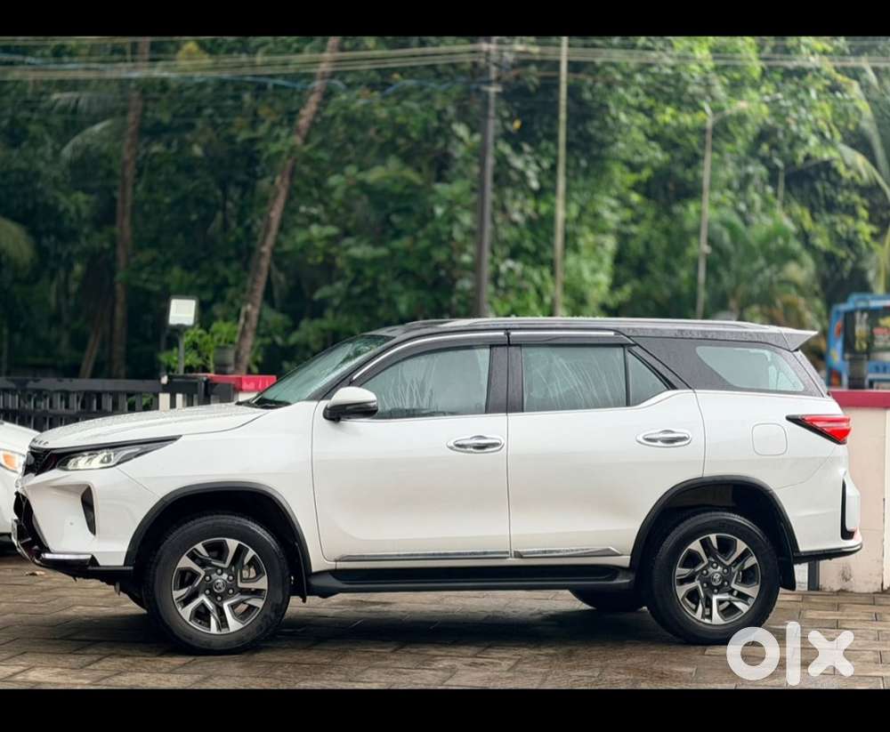 Toyota Fortuner Legender 4x2 At 2.8, 2024, Diesel