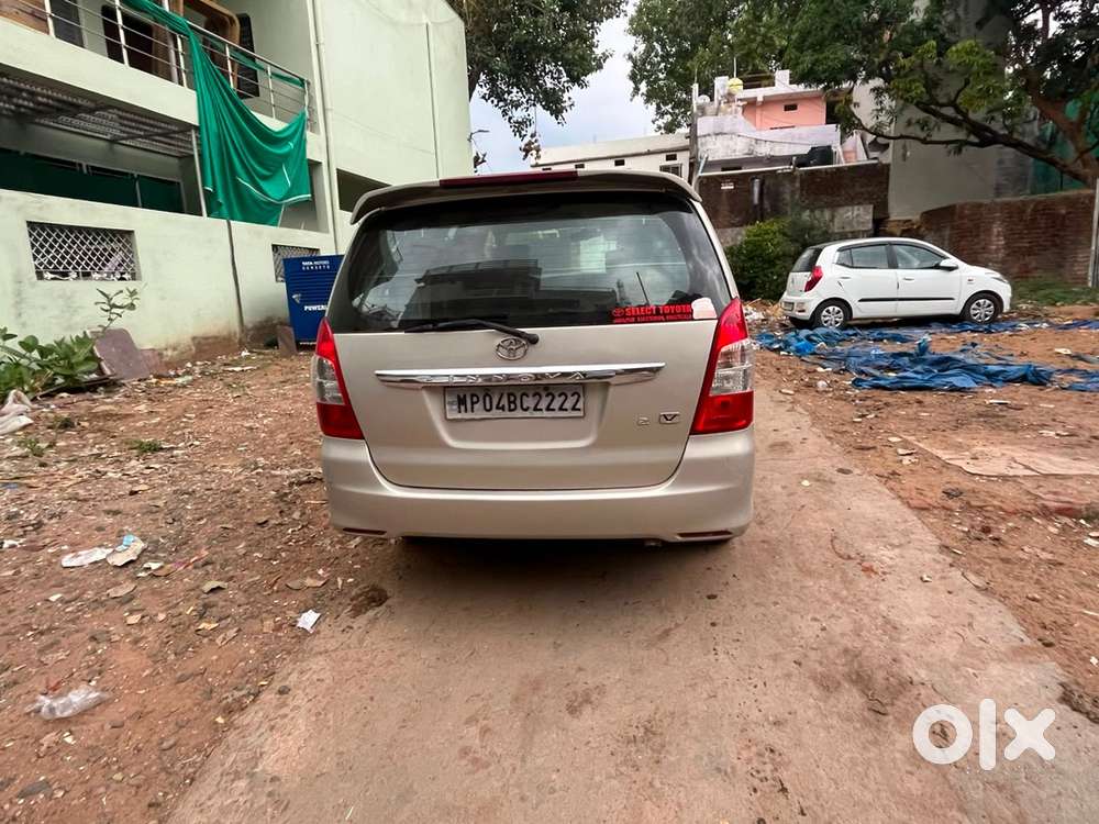 Toyota Innova Diesel 2014