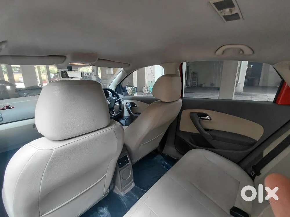 Skoda Rapid Elegance 2015 Diesel Plus