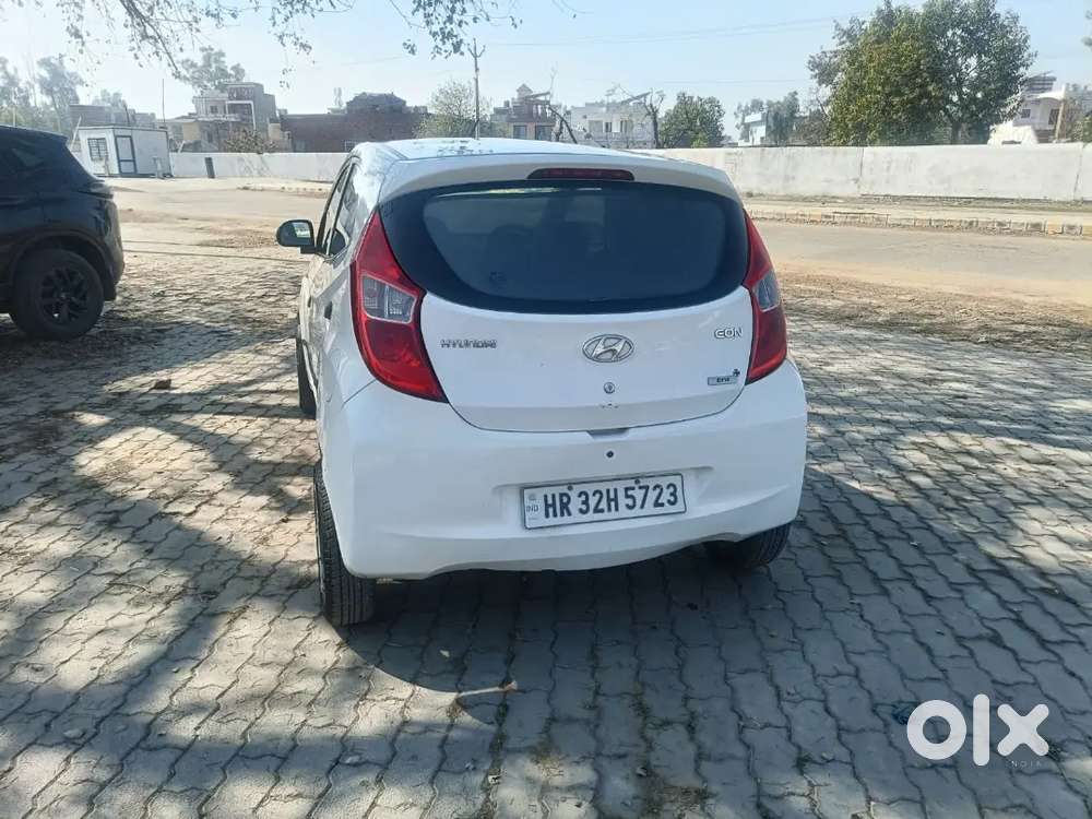 Hyundai Eon 2015 Petrol 75000 Km Driven