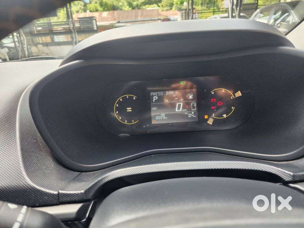 Tata Curvv Pure Plus 1.2 Revotron Petrol 7dca, 2025, Petrol