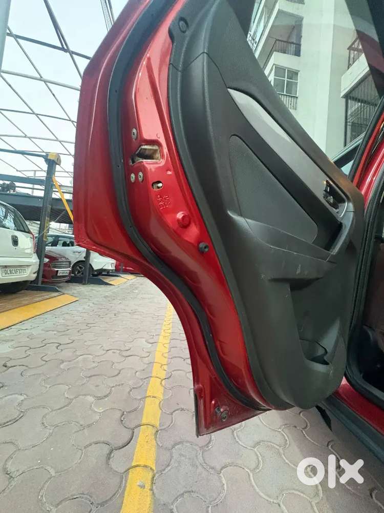 Maruti Suzuki Brezza Zdi 2017
