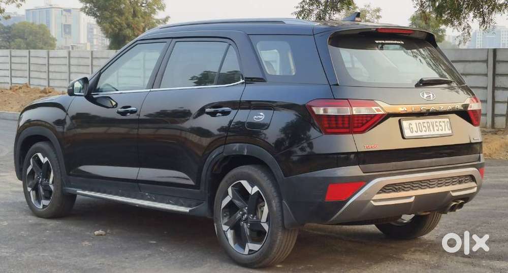 Hyundai Alcazar 2.0 Signature (o) Petrol At 7 Str, 2023, Petrol