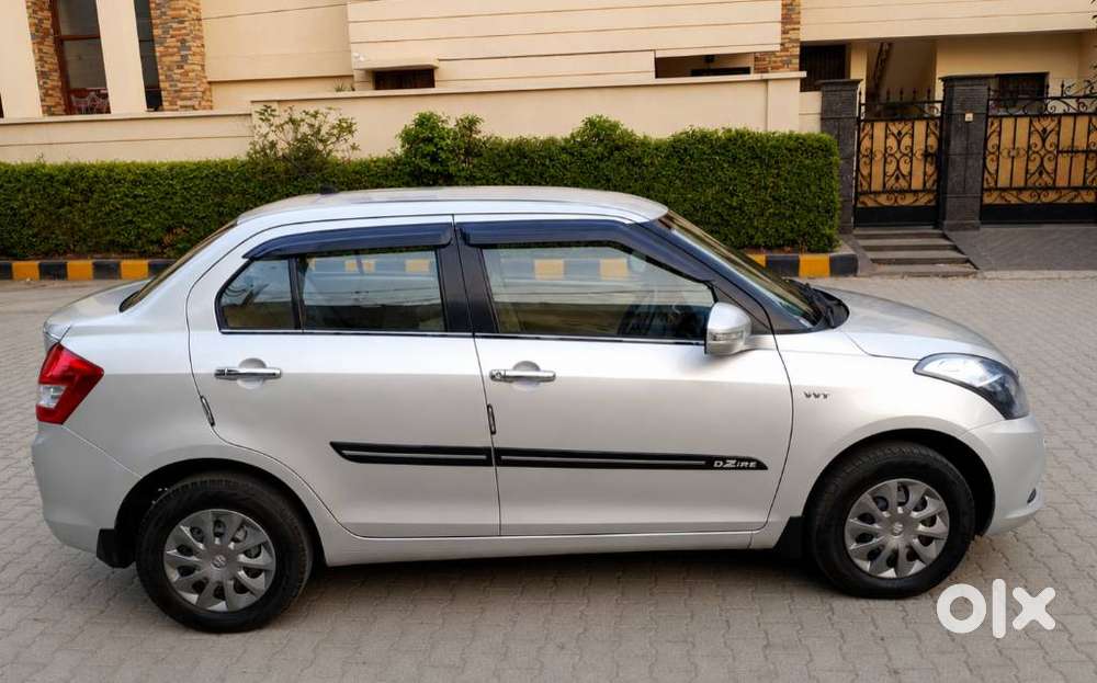 Maruti Suzuki Swift Dzire Vxi Optional, 2016, Petrol