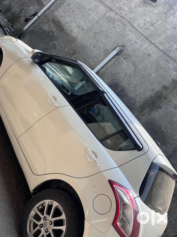 Maruti Suzuki Swift 2015 Diesel Well Maintained