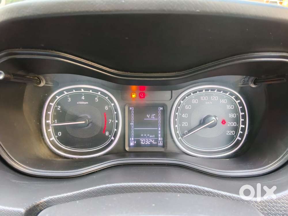 Maruti Suzuki Brezza 1.5 Zxi Plus Smart Hybrid, 2020, Petrol