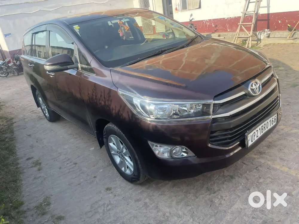 Toyota Innova Crysta 2017 Second-owner Diesel Mt