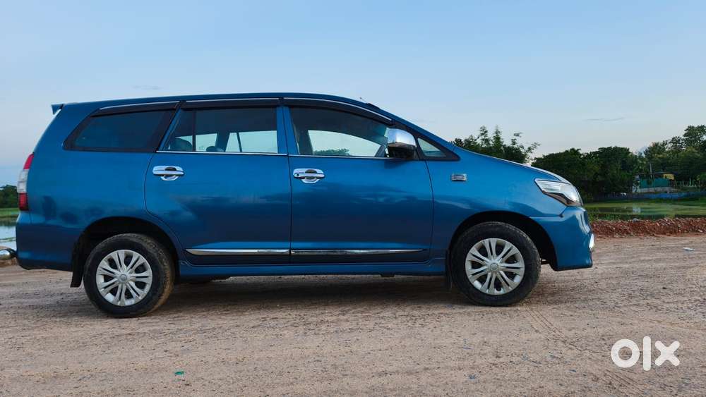 Toyota Innova 2.5 Z Diesel 7 Seater, 2014, Petrol