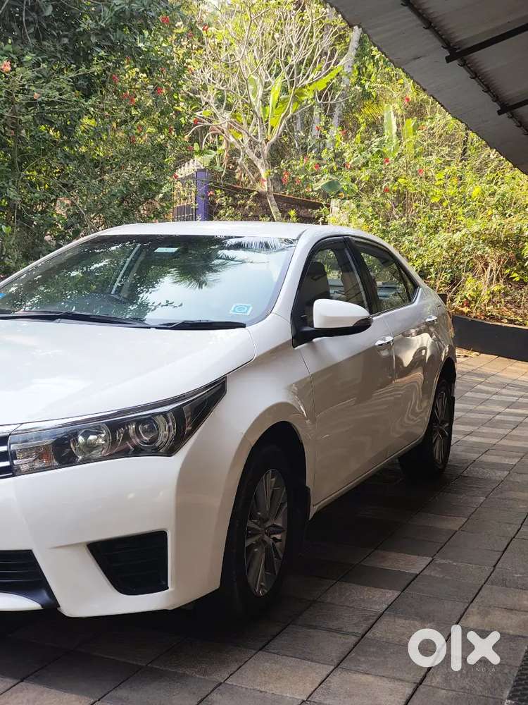 Toyota Corolla Altis 2015 Diesel Well Maintained