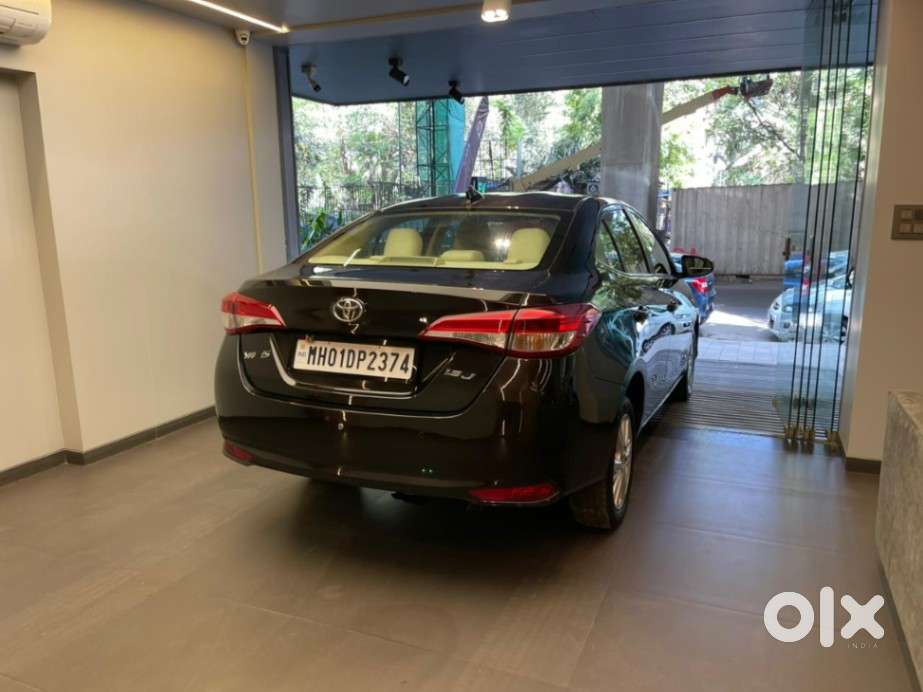 Toyota Yaris J Cvt, 2020, Petrol