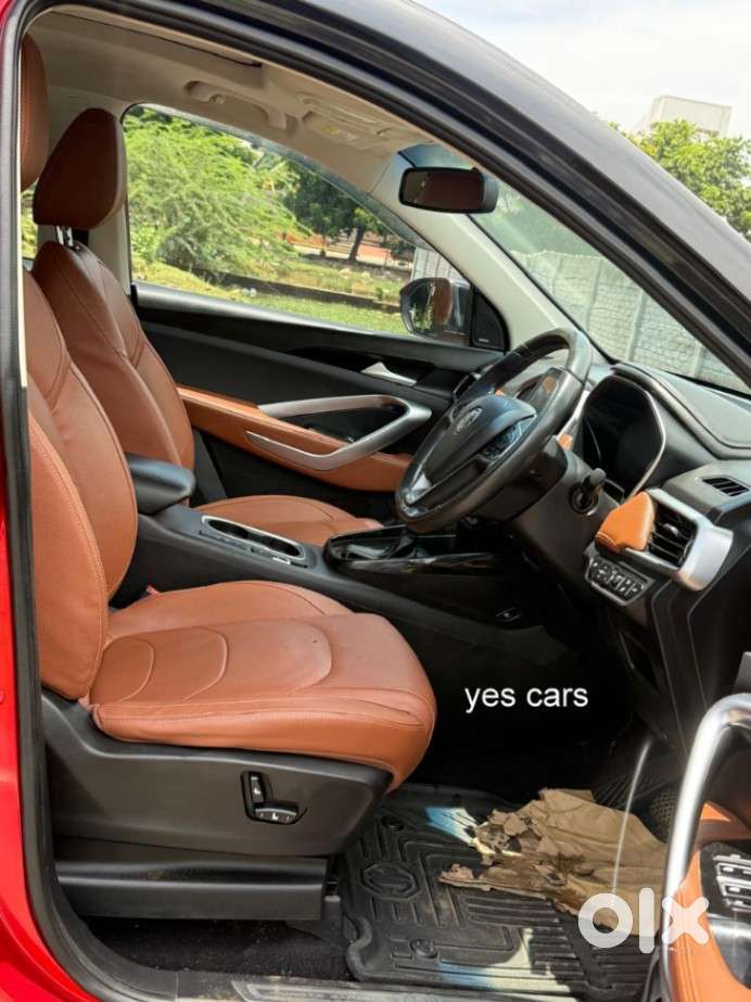 Mg Hector Plus Sharp Pro 1.5 Turbo Petrol 6 Str Dual Tone, 2021, Pet..