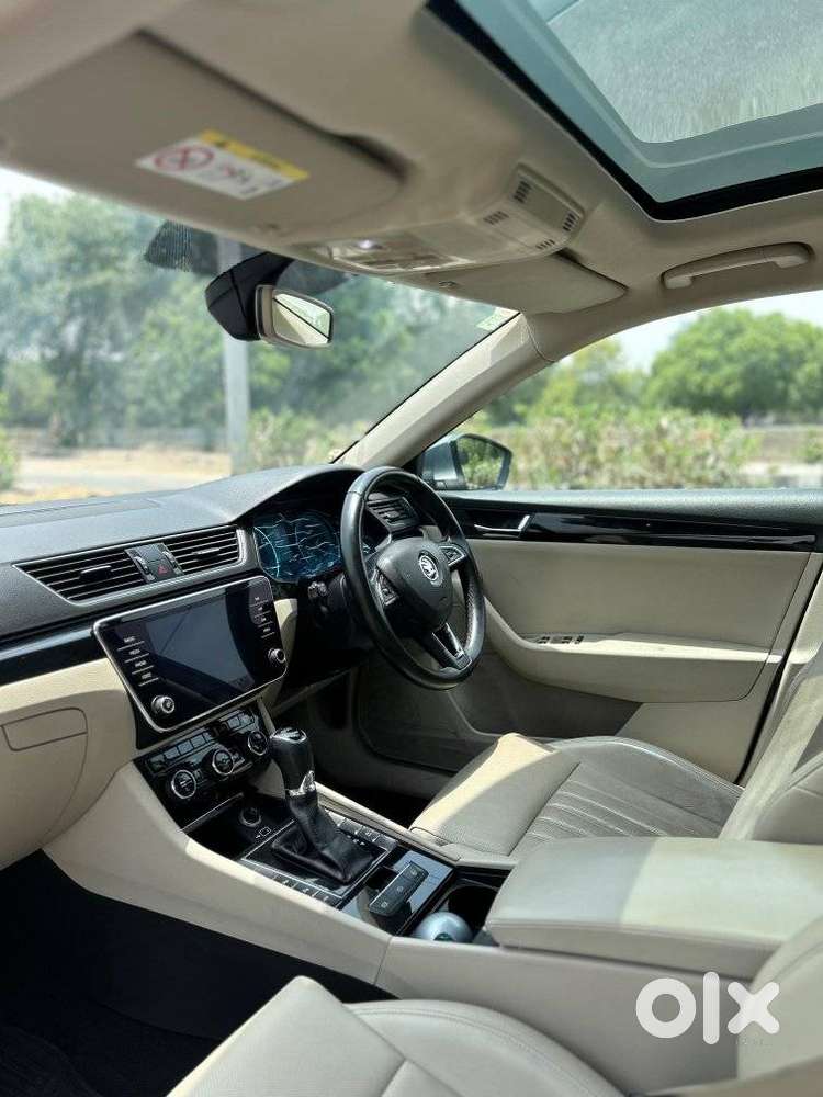 Skoda Superb Lk 1.8 Tsi At, 2018, Petrol