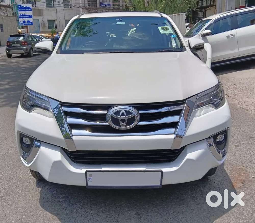 Toyota Fortuner 4x2 At 2.8 Diesel, 2020, Diesel