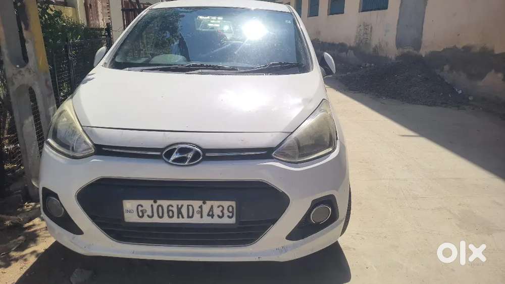 Hyundai Xcent 2016 Petrol 84000 Km Driven